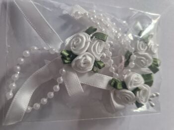 White Rose Cluster each