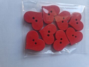 Red Heart  Wooden Buttons 18x21mm (Pack of 8)