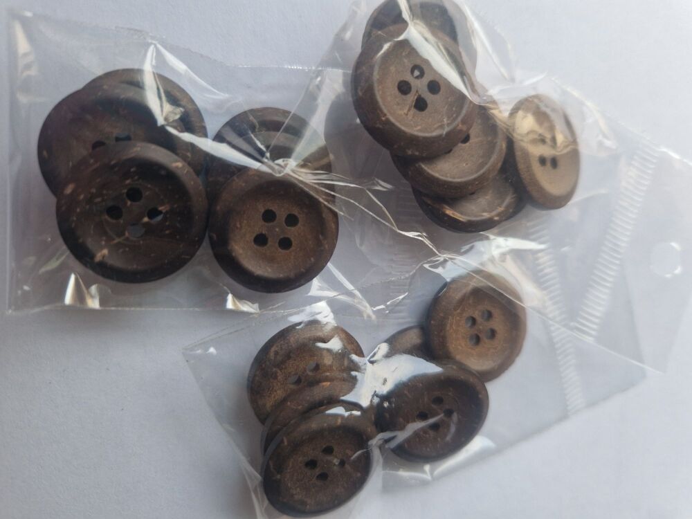 Brown Wooden Button 18mm (pack of 6)