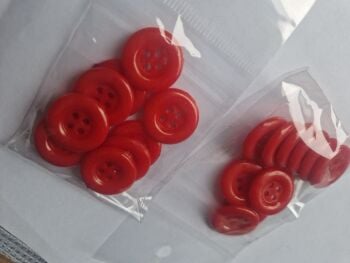 Red 4 hole Buttons 18mm (Pack of 10)