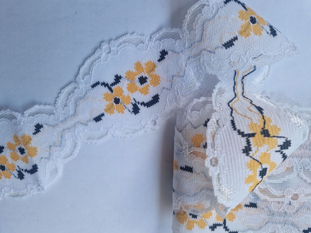 Lace -50mm/25mm - White with Yellow/Black - 3 metres