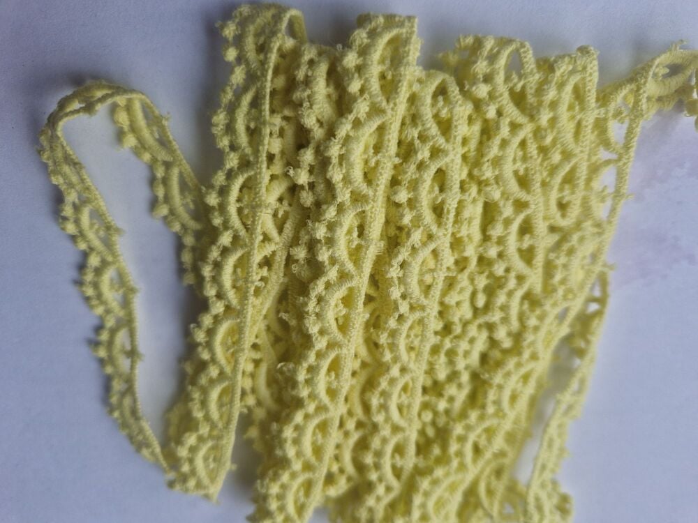 Lace / Trim - 10mm - Yellow - 2 . 5 metres