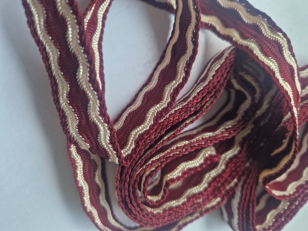 Trim -17mm - Burgundy/Cream  - 3 metres