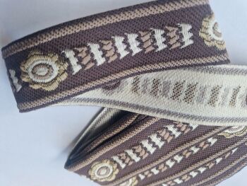 Trim - 34mm -  Brown / Cream   - 2 metres 80cm