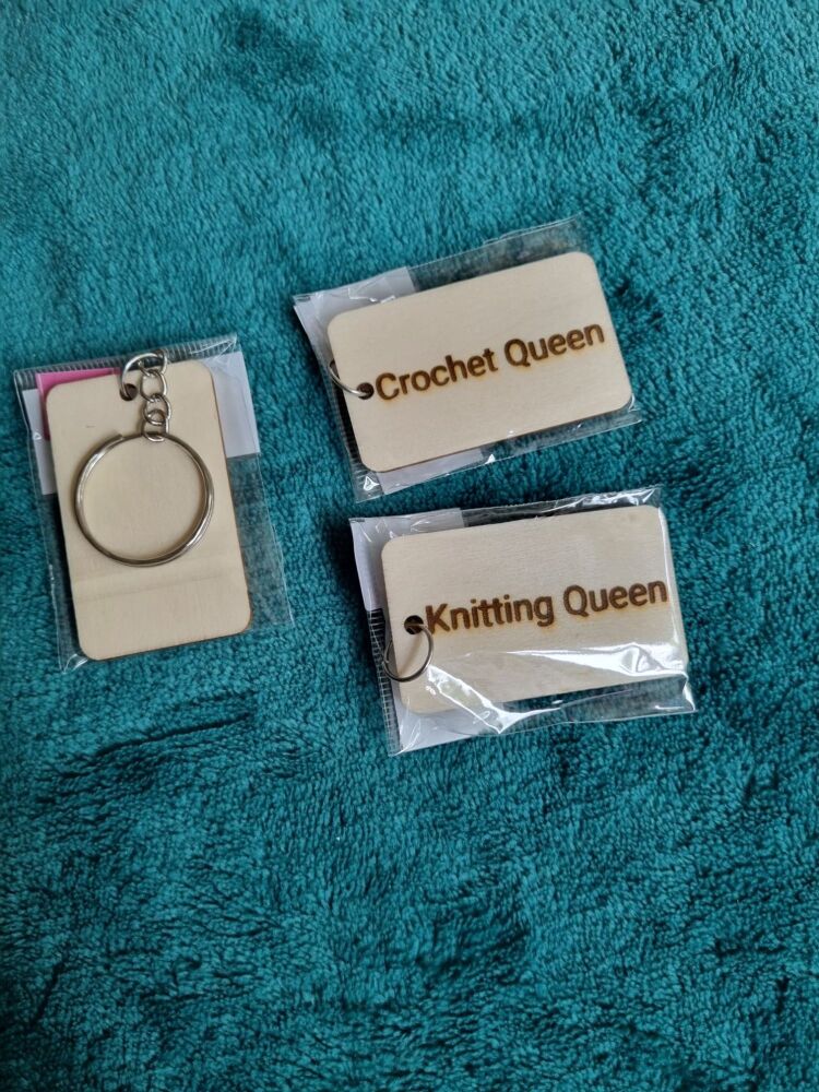 Wooden Keyring - Knitting Queen