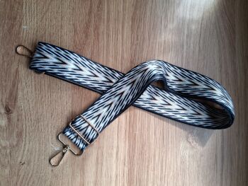 Extendable Bag Handle (up to 130cm) Black/Beige