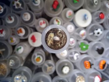 Recycled Coffee Grounds Buttons - Black/White 18mm (each)