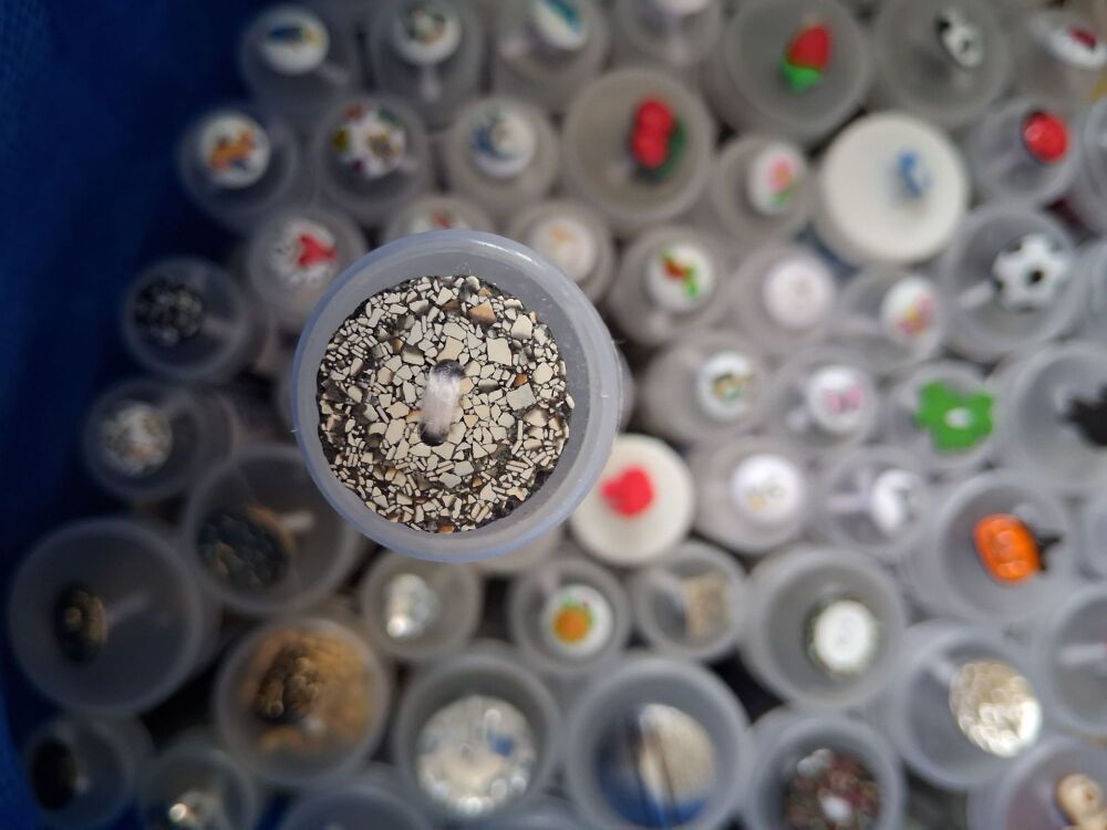 Recycled Eggshell Buttons - Black 20mm (each)