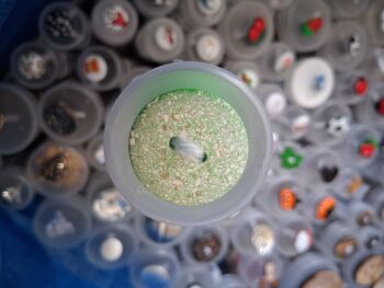 Recycled Eggshell Buttons - Green 18mm (each)