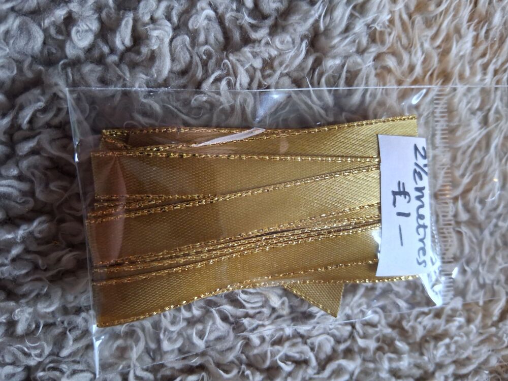 Ribbon - Gold/Gold Edge - 2.5 metres