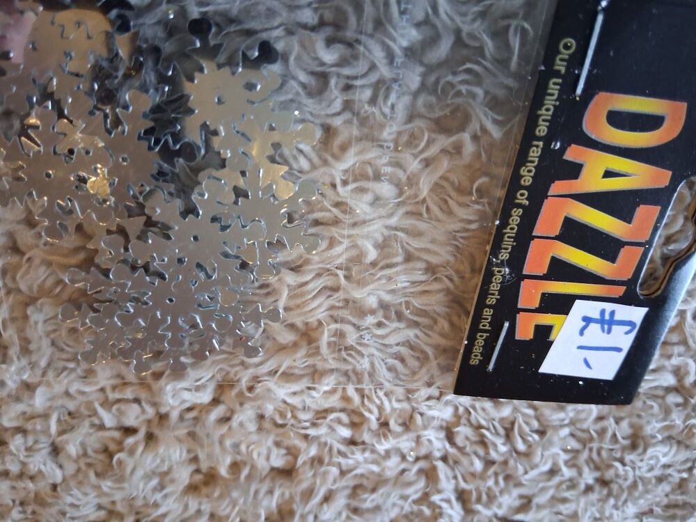 Snowflake Sequins - Silver - Pack of 30(approx)