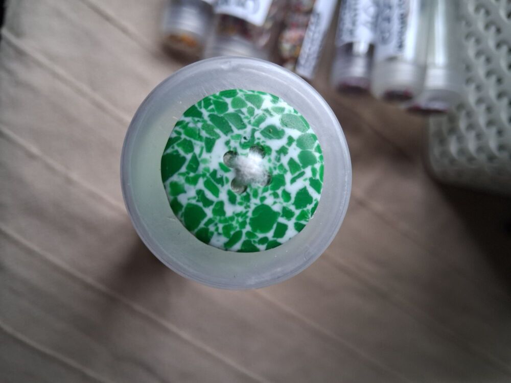 Recycled Plastic Buttons - Green 18mm (each)
