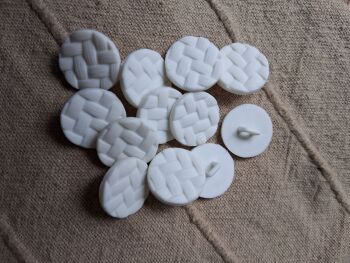 White Basketweave Buttons 17mm (each)