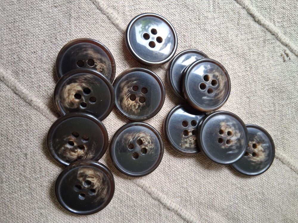 Brown/Cream Buttons 23mm (each)