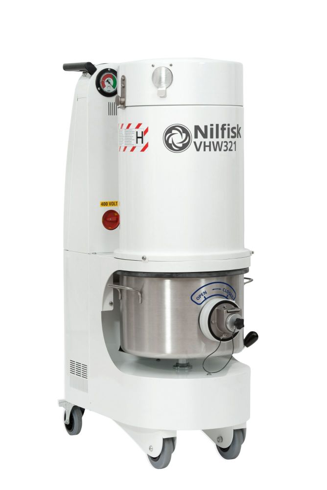 Nilfisk VHW321 Industrial Vacuum
