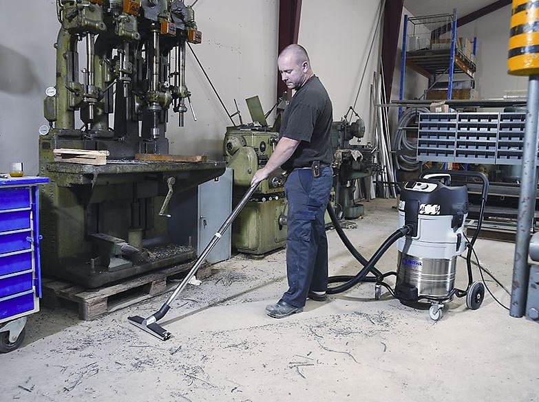 Service of Industrial Floor Cleaning Machines Scrubber Dryers, Sweepers and Vacuums