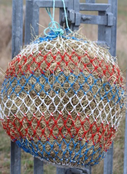 Horse stripe  small mesh nets 8kg  red, white and blue