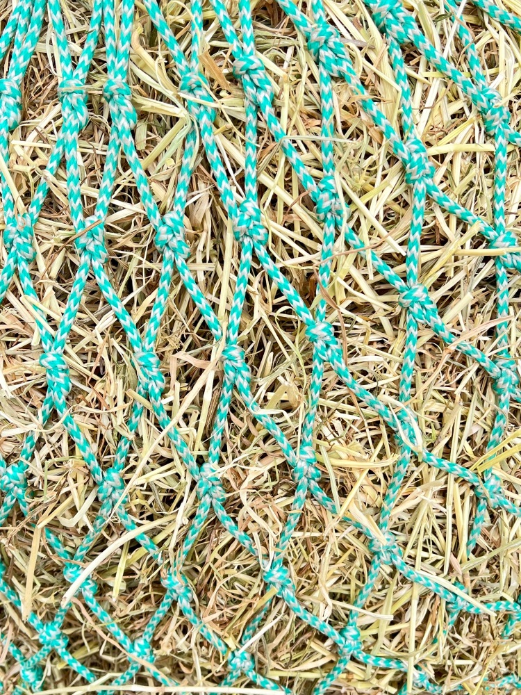 3ft extra strong hay bag made with doubled super soft twine