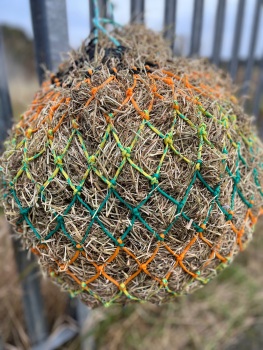 Cob  stripe  large  mesh nets 6kg