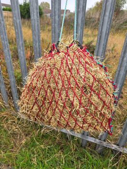 Red Knotless net pony size