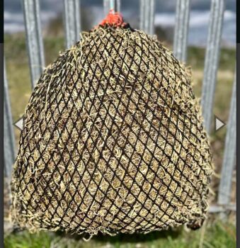Knotless 2ft SLOW FEEDER SHETLAND/SMALL Pony 25mm mesh   holds 4kg of hay