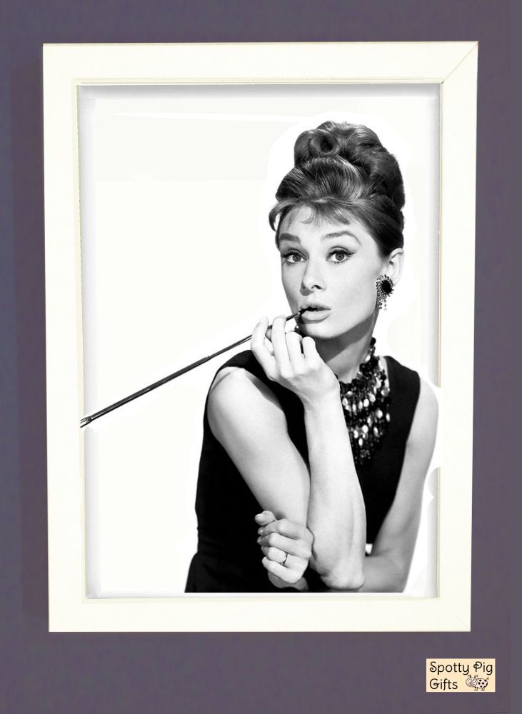 Print Wall Art Audrey Hepburn Picture Poster Hollywood Icon Framed or Unframed A3, A4, A5