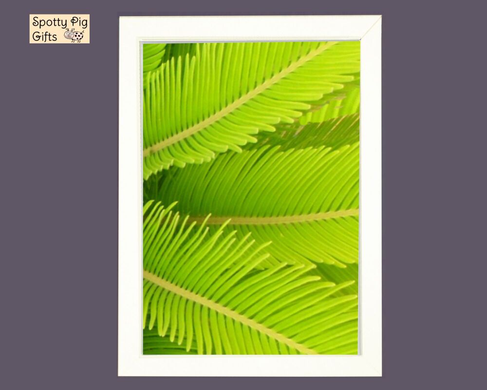 Botanical Wall Art Palm Leaf Print Picture Frameless or Framed Green, Nature Gift A3, A4, A5