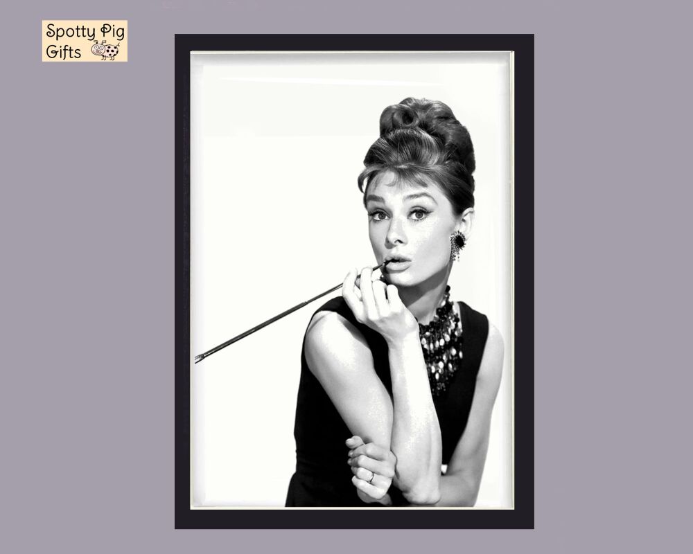 Prints Wall Art Set of 3 Audrey Hepburn & Quote  A3, A4, A5 Famous Framed or Unframed Picture Poster, Breakfast at Tiffanys