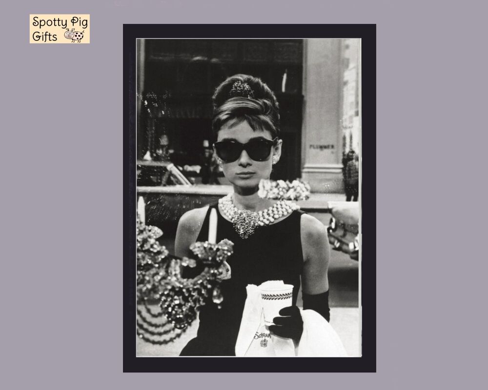 Prints Wall Art Set of 2 Audrey Hepburn Breakfast at Tiffany's & Quote Smile Framed or Unframed A3, A4, A5  Picture Poster Hollywood IconB