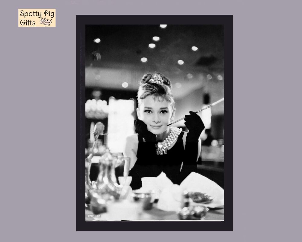 Print Wall Art Audrey Hepburn Picture Poster Breakfast at Tiffany's Framed or Unframed,  A3, A4, A5 Film, Movies, Hollywood star