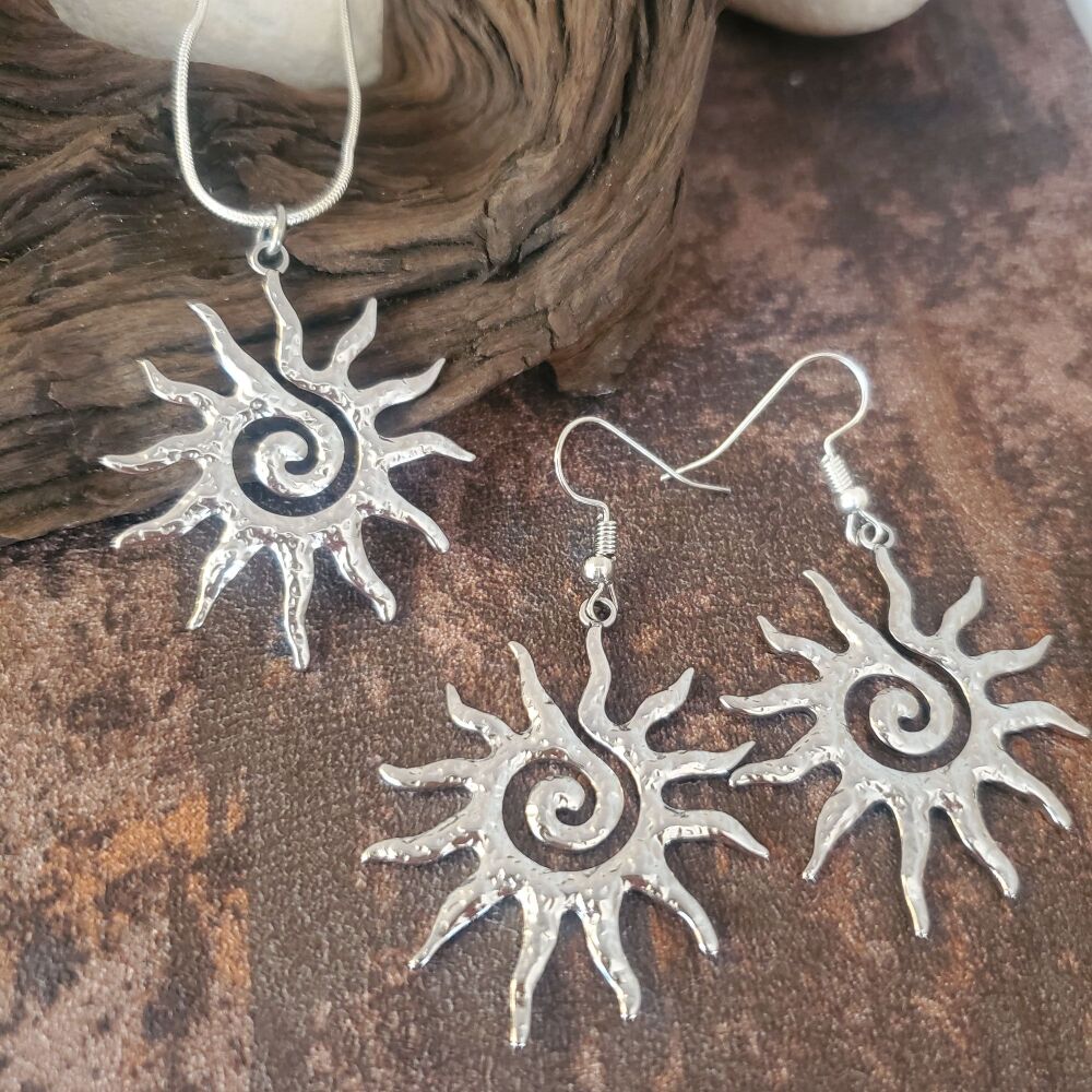 Sunburst Earrings Silver Spiral Sun Rays Statement Eye Catching Celestial Anti tarnish