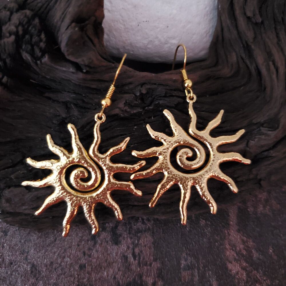 Sunburst Earrings Gold Spiral Sun Rays Statement Eye Catching Celestial Anti tarnish