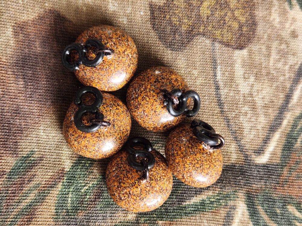 New Product; 5 x Carpysteves Dark Sand 1.1oz Saucer Backleads