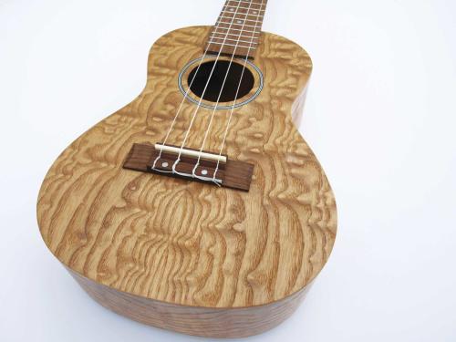 Eddy Finn Natural Ash Concert Ukulele