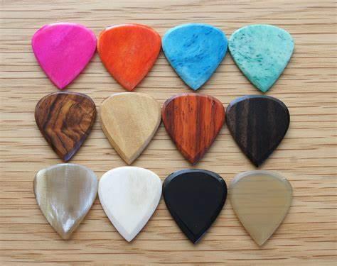 Timber Tones Mineral Pick in Gift Box