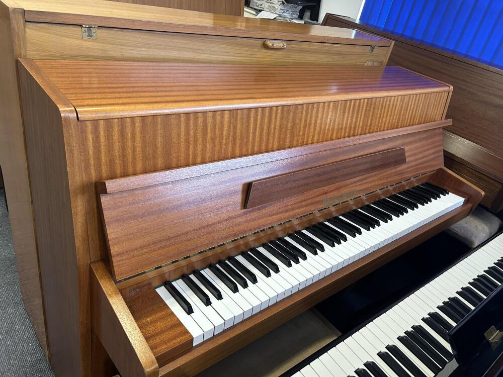 Fuchs & Mohr Upright Piano