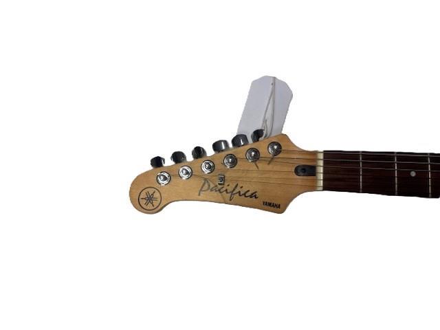 Yamaha Pacifica 112 Maple Neck - Left Handed