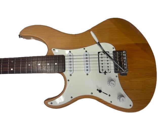 Yamaha Pacifica 112 Maple Neck - Left Handed