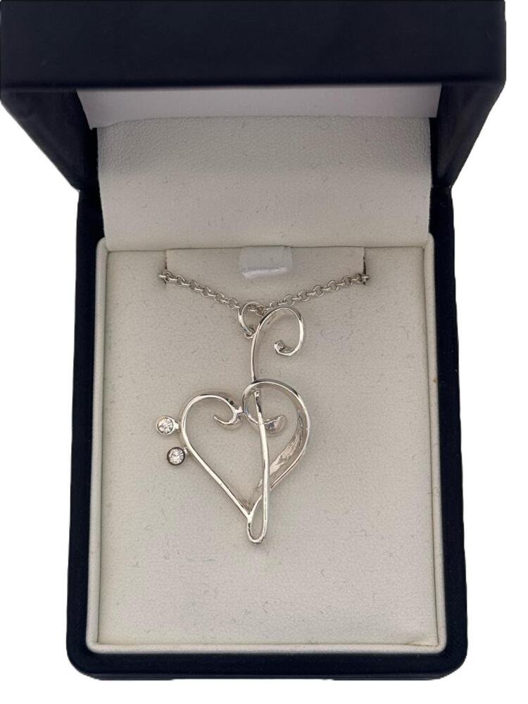Heart of Clefs Pendant