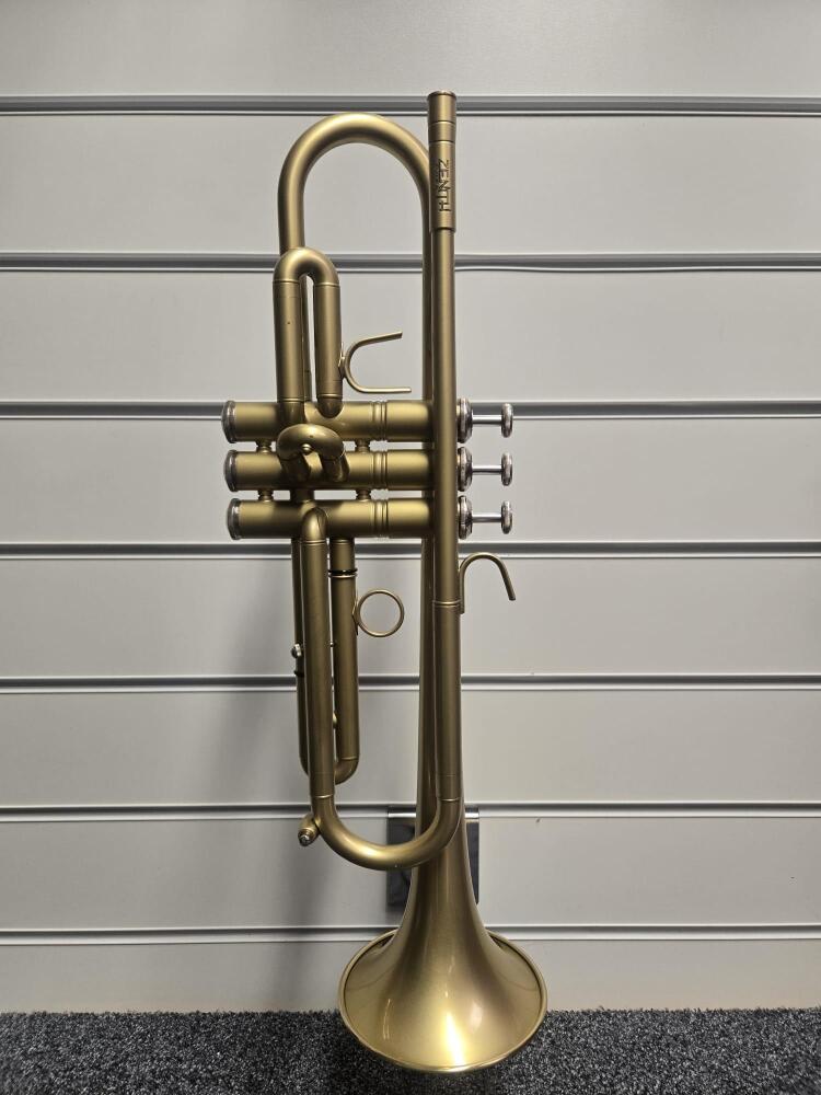 Zenith Bb Trumpet 7022393