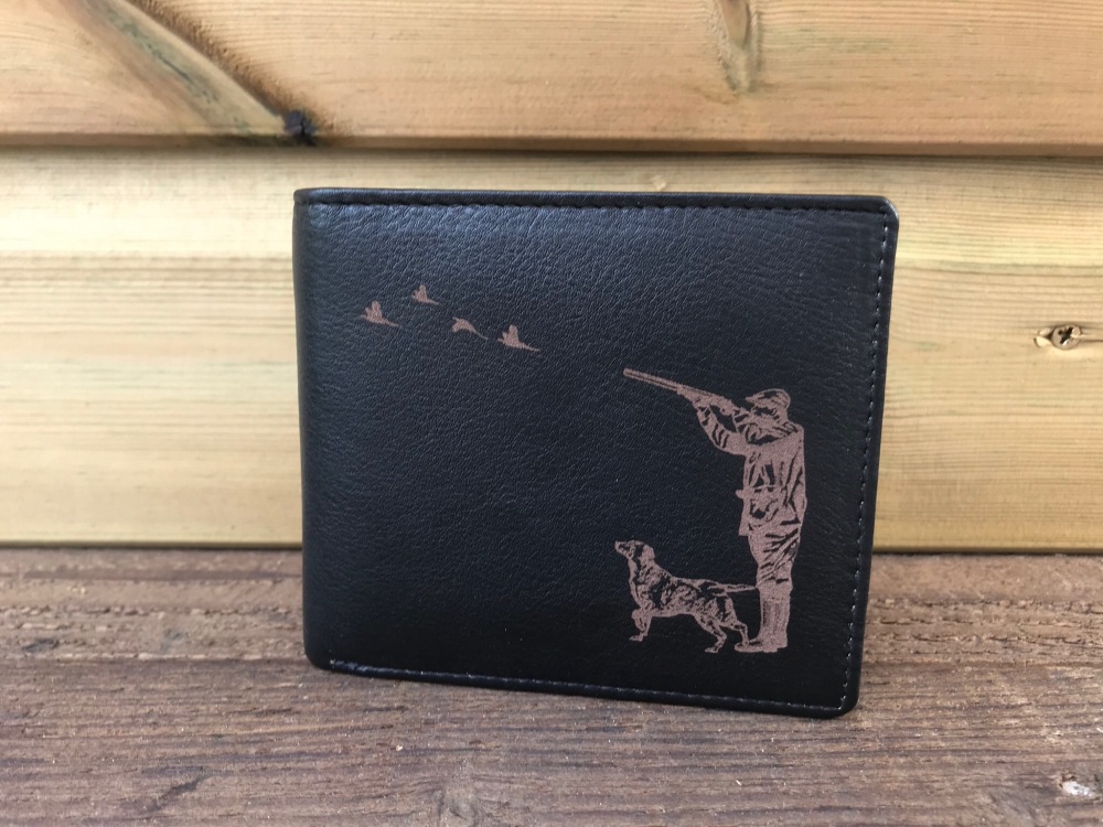 Shooting Scene Engraved Leather Wallet
