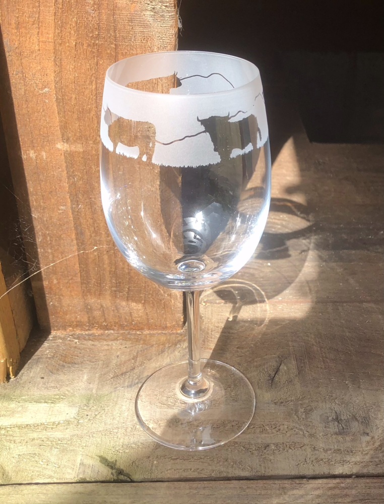 Highland Cow Wine Glass