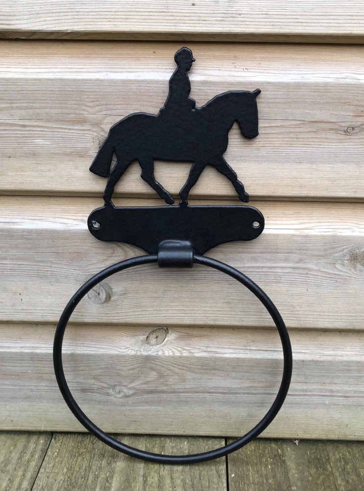 Smart Show Horse Towel Ring