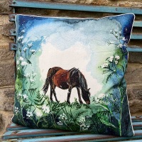 Horse in Cow Parsley Cushion