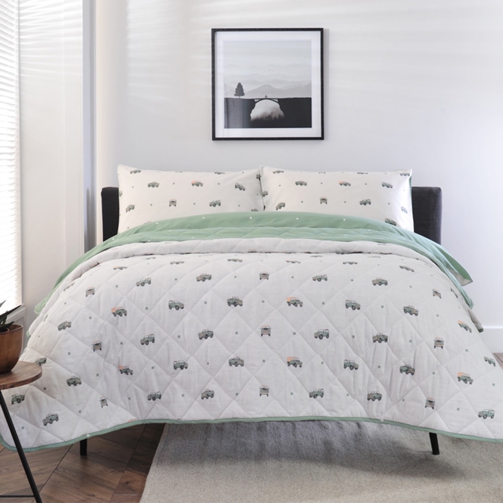 Off Roading Bed Spread