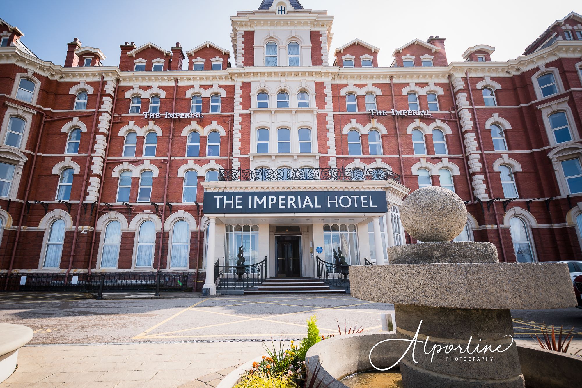 Imperial-hotel-wedding-photograph-blackpool-wedding-photographer.jpg