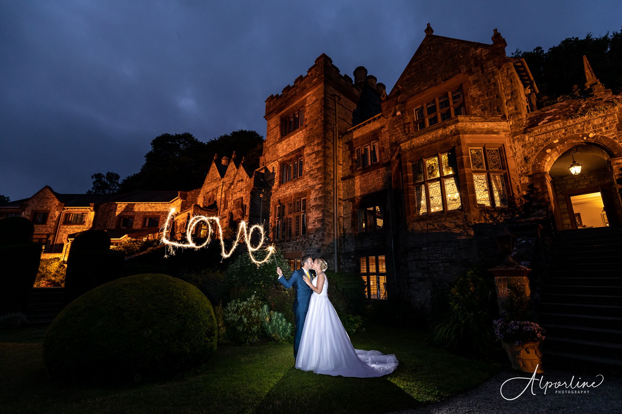 Netherwood-hotel-wedding-photograph-cumbria-lakes-wedding-photographer.jpg
