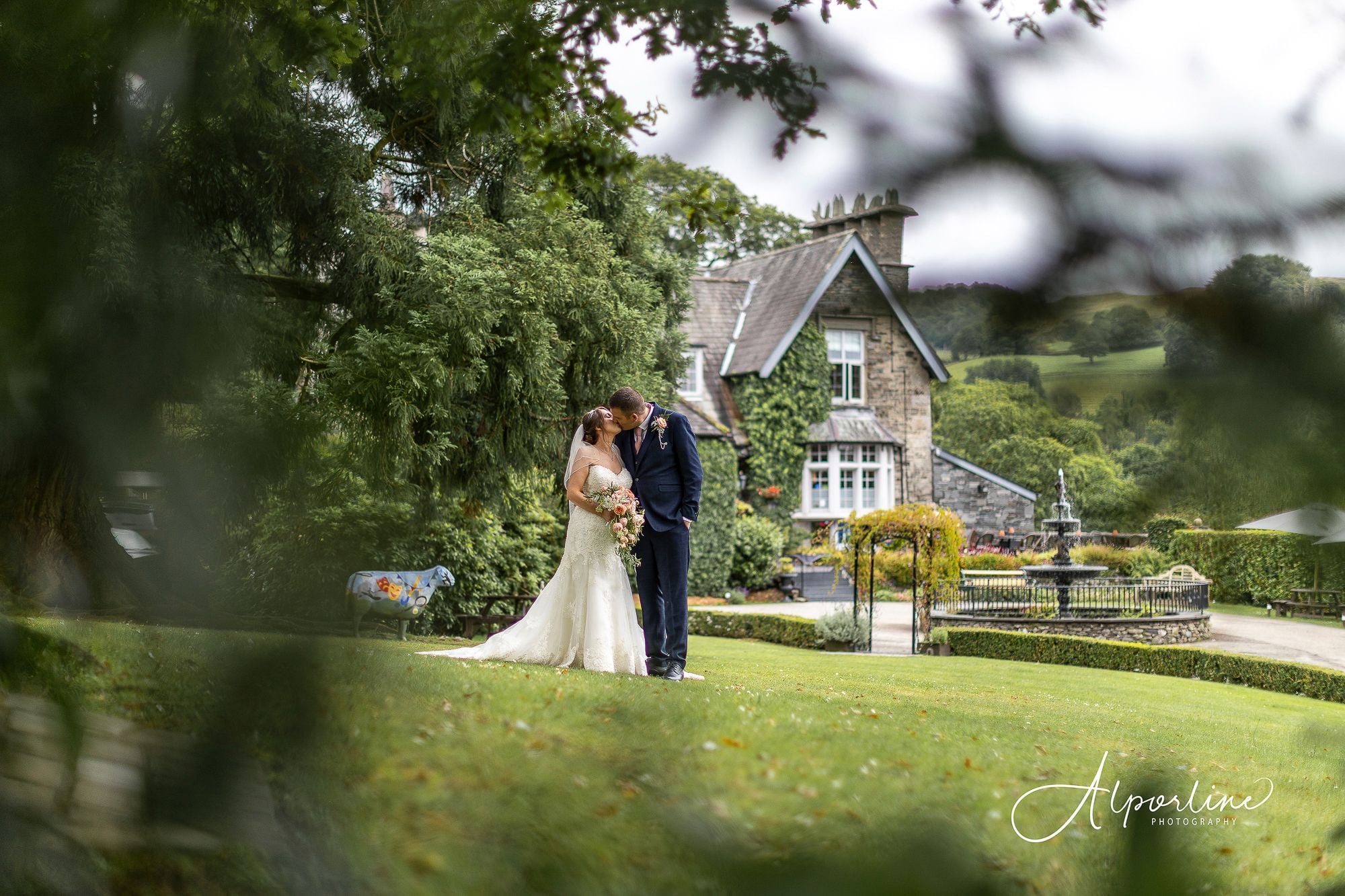 Broadoaks-wedding-photograph-lake-district-cumbria-wedding-photographer.jpg