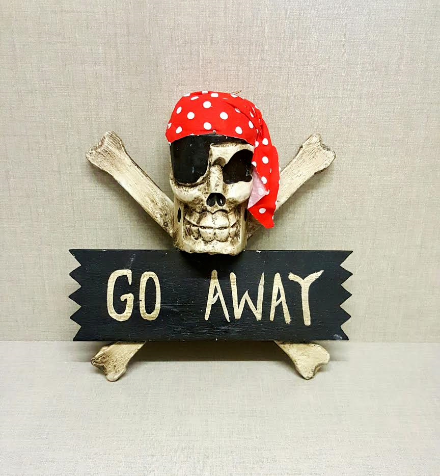 Hand carved Pirate Plaque "GO AWAY" Skull & Cross Bones Sign