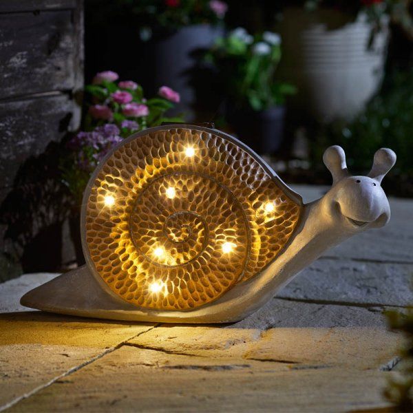 Solar Powered LED Stone Wood Effect Snail Light Outdoor Garden Ornament